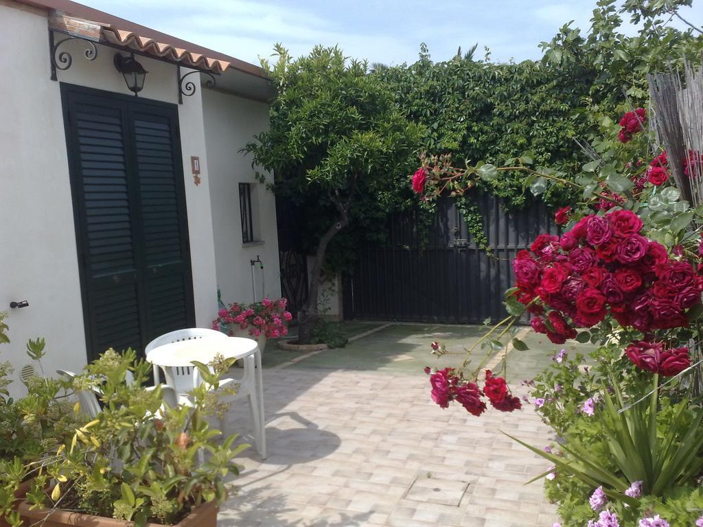 Villa Verdemare Naxos Giardini Naxos Exteriör bild